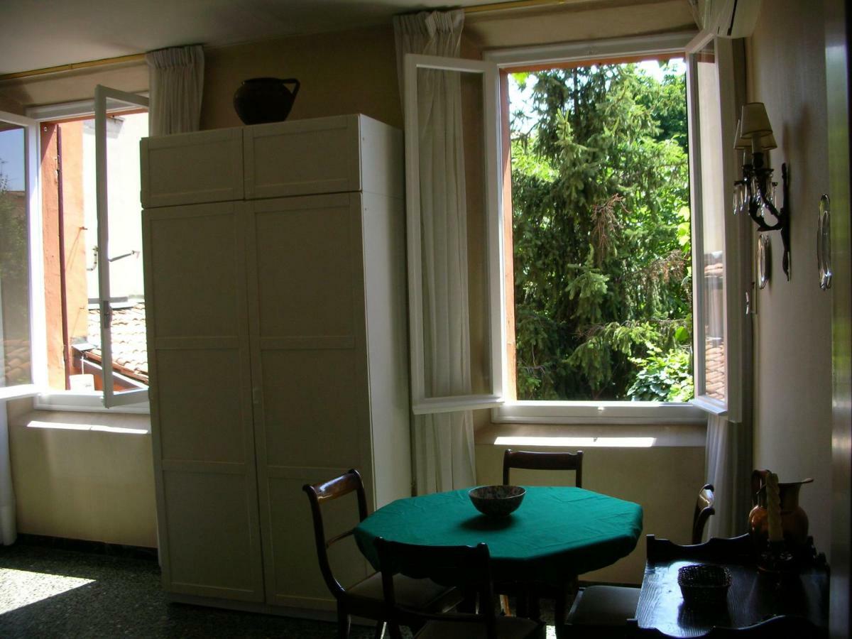 Nice Apartments In Downtown Bologna Exterior foto